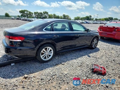 Trzecie zdjęcie samochodu z tyłu: 2020 VOLKSWAGEN PASSAT SE VIN:1VWSA7A36LC019613 - miniatura