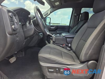 Zdjęcie 7 z 12 samochodu: 2023 CHEVROLET SILVERADO K2500 CUSTOM VIN:2GC4YMEY1P1727436 - miniatura