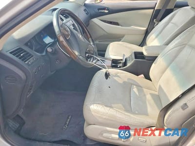 Zdjęcie 7 z 12 samochodu: 2012 LEXUS ES 350 VIN:JTHBK1EGXC2493286 - miniatura