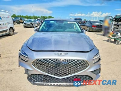 Piąte zdjęcie samochodu w środku: 2025 GENESIS G70 2.5T STANDARD VIN:KMTG34SC2SU158910 - miniatura
