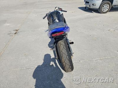 Czwarte zdjęcie samochodu z boku: 2005 SUZUKI GSX-R600 K VIN:JS1GN7CA752111325 - miniatura