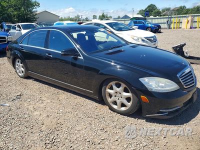 Czwarte zdjęcie samochodu z boku: 2011 MERCEDES-BENZ S 550 4MATIC VIN:WDDNG8GB1BA368729 - miniatura