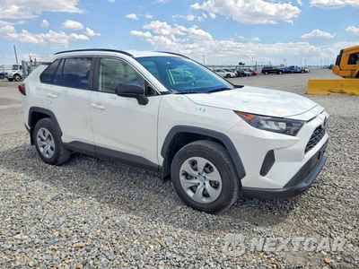 Czwarte zdjęcie samochodu z boku: 2019 TOYOTA RAV4 LE VIN:JTMF1RFV5KJ024922 - miniatura