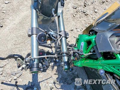 Zdjęcie 7 z 9 samochodu: 2024 KAWASAKI ZX1002 VIN:JKBZXVJ10RA006059 - miniatura
