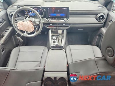Zdjęcie 8 z 12 samochodu: 2026 CHEVROLET COLORADO TRAIL BOSS VIN:1GCPTEEK7T1179505 - miniatura