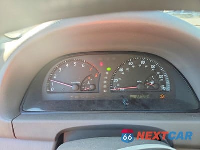 Zdjęcie 9 z 12 samochodu: 2003 TOYOTA CAMRY LE VIN:4T1BE30K03U750276 - miniatura