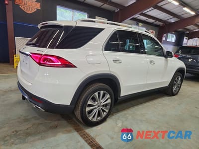 Trzecie zdjęcie samochodu z tyłu: 2020 MERCEDES-BENZ GLE 350 4MATIC VIN:4JGFB4KB3LA013457 - miniatura