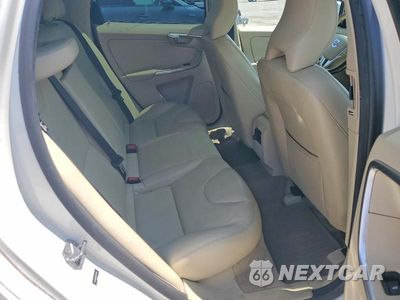 Zdjęcie 11 z 13 samochodu: 2015 VOLVO XC60 T5 PREMIER VIN:YV4612RK7F2673871 - miniatura