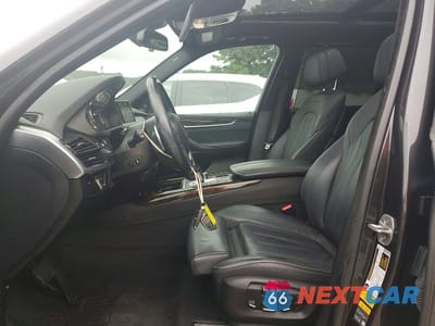 Zdjęcie 7 z 13 samochodu: 2018 BMW X5 XDR40E VIN:5UXKT0C5XJ0W00757 - miniatura