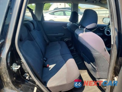 Zdjęcie 10 z 12 samochodu: 2010 HONDA FIT SPORT VIN:JHMGE8G42AC002712 - miniatura