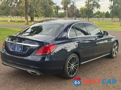 Czwarte zdjęcie samochodu z boku: 2019 MERCEDES-BENZ C 300 VIN:WDDWF8DB9KR482992 - miniatura
