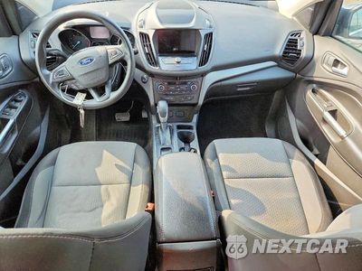 Zdjęcie 8 z 13 samochodu: 2019 FORD ESCAPE SE VIN:1FMCU9GD5KUA61575 - miniatura