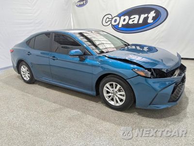 Czwarte zdjęcie samochodu z boku: 2025 TOYOTA CAMRY LE VIN:4T1DAACK8SU140774 - miniatura