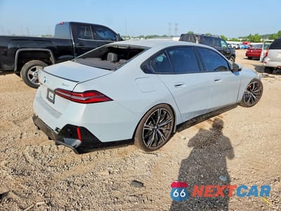 Trzecie zdjęcie samochodu z tyłu: 2024 BMW 540 XI VIN:WBA63FJ07RCS03219 - miniatura