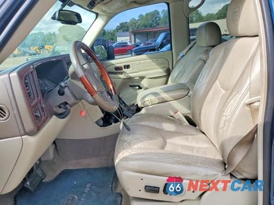 Zdjęcie 7 z 13 samochodu: 2005 CADILLAC ESCALADE LUXURY VIN:1GYEK63N75R176888 - miniatura