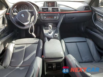 Zdjęcie 8 z 12 samochodu: 2013 BMW 328 I VIN:WBA3A5G50DNP21529 - miniatura