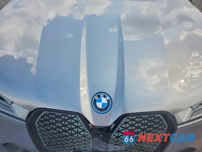 Zdjęcie 12 z 13 samochodu: 2023 BMW IX XDRIVE50 VIN:WB523CF04PCM48299 - miniatura