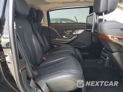 Zdjęcie 10 z 12 samochodu: 2016 MERCEDES-BENZ S MERCEDES-MAYBACH S600 VIN:WDDUX7GBXGA233813 - miniatura
