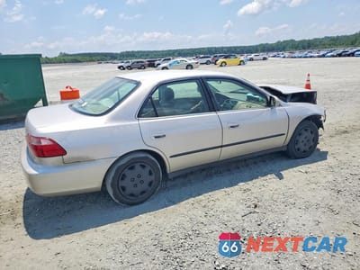Trzecie zdjęcie samochodu z tyłu: 1998 HONDA ACCORD LX VIN:1HGCG5649WA111327 - miniatura