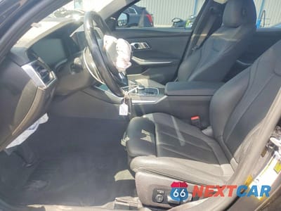 Zdjęcie 7 z 12 samochodu: 2021 BMW 330I VIN:3MW5R1J04M8B93388 - miniatura