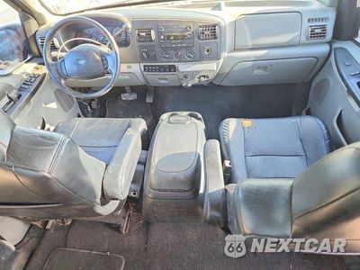 Zdjęcie 8 z 12 samochodu: 2006 FORD F250 SUPER DUTY VIN:1FTSW21P76ED37632 - miniatura