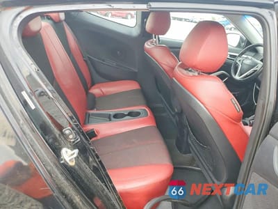 Zdjęcie 10 z 12 samochodu: 2012 HYUNDAI VELOSTER BASE VIN:KMHTC6AD5CU041094 - miniatura