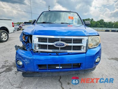 Piąte zdjęcie samochodu w środku: 2012 FORD ESCAPE XLT VIN:1FMCU0D71CKB39440 - miniatura