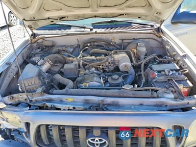 Zdjęcie 11 z 12 samochodu: 2004 TOYOTA TACOMA BASE VIN:5TENL42N14Z360879 - miniatura