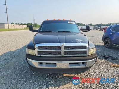Piąte zdjęcie samochodu w środku: 2001 DODGE RAM 3500 VIN:1B7MC33621J260342 - miniatura