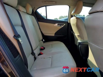 Zdjęcie 10 z 12 samochodu: 2012 LEXUS CT 200 VIN:JTHKD5BH2C2067557 - miniatura
