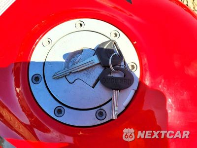 Zdjęcie 8 z 9 samochodu: 2003 HONDA VFR800 VIN:JH2RC46143M501502 - miniatura