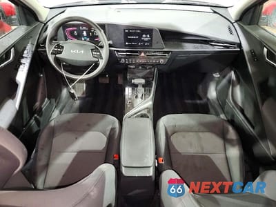 Zdjęcie 8 z 14 samochodu: 2025 KIA NIRO LX VIN:KNDCP3LE8S5310002 - miniatura