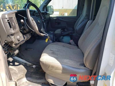 Zdjęcie 7 z 13 samochodu: 2009 CHEVROLET EXPRESS G3500 VIN:1GBHG396291144295 - miniatura
