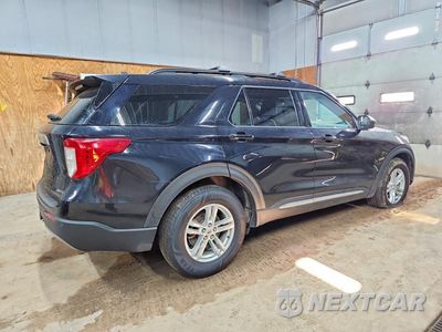 Trzecie zdjęcie samochodu z tyłu: 2021 FORD EXPLORER XLT VIN:1FMSK8DH9MGA89383 - miniatura