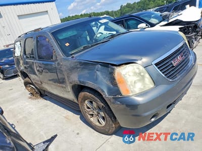 Czwarte zdjęcie samochodu z boku: 2011 GMC YUKON SLE VIN:1GKS1AE01BR164820 - miniatura