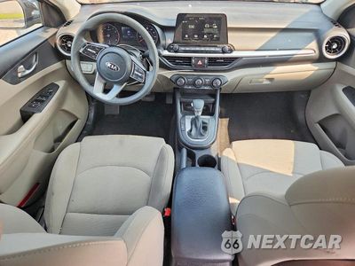 Zdjęcie 8 z 12 samochodu: 2021 KIA FORTE LXS VIN:3KPF24AD5ME377224 - miniatura
