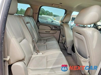 Zdjęcie 11 z 13 samochodu: 2011 GMC YUKON XL C1500 SLT VIN:1GKS1KE08BR205143 - miniatura