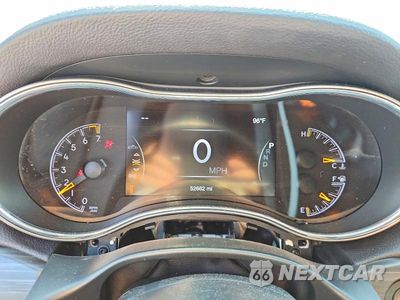 Zdjęcie 9 z 13 samochodu: 2021 JEEP GRAND CHEROKEE VIN:1C4RJFBG2MC559989 - miniatura