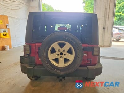 Zdjęcie 6 z 12 samochodu: 2012 JEEP WRANGLER SPORT VIN:1C4AJWAGXCL103221 - miniatura