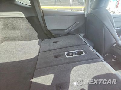 Zdjęcie 10 z 12 samochodu: 2026 TESLA MODEL Y VIN:7SAYGDED9TA705127 - miniatura