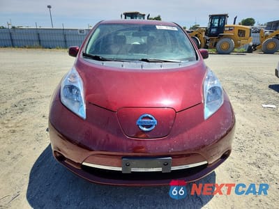 Piąte zdjęcie samochodu w środku: 2017 NISSAN LEAF SV VIN:1N4BZ0CP5HC311009 - miniatura
