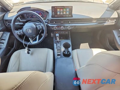 Zdjęcie 8 z 12 samochodu: 2024 HONDA CIVIC SPORT TOURING VIN:19XFL1H83RE013153 - miniatura