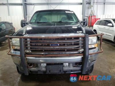 Piąte zdjęcie samochodu w środku: 2002 FORD F250 SUPER DUTY VIN:1FTNW21SX2EB15078 - miniatura