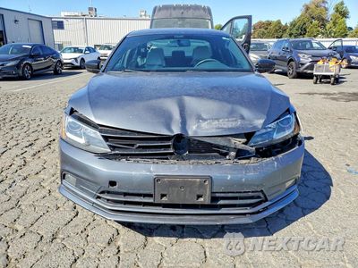 Piąte zdjęcie samochodu w środku: 2016 VOLKSWAGEN JETTA SPORT VIN:3VWD17AJ8GM401038 - miniatura