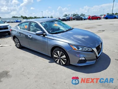 Czwarte zdjęcie samochodu z boku: 2022 NISSAN ALTIMA SV VIN:1N4BL4DVXNN399979 - miniatura