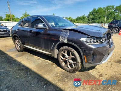 Czwarte zdjęcie samochodu z boku: 2024 BMW X4 XDRIVE30I VIN:5UX33DT07R9V93371 - miniatura