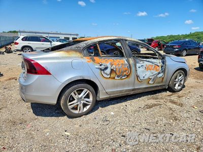 Trzecie zdjęcie samochodu z tyłu: 2014 VOLVO S60 T5 VIN:YV1612FH7E2286600 - miniatura