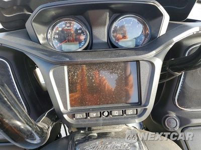 Zdjęcie 7 z 10 samochodu: 2023 INDIAN CHALLENGER MOTORCYCLE CO. VIN:56KLCBRR8P3413983 - miniatura