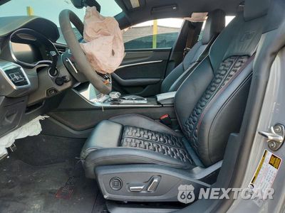Zdjęcie 7 z 12 samochodu: 2022 AUDI RS7 VIN:WUAPCBF28NN905075 - miniatura