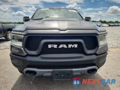 Piąte zdjęcie samochodu w środku: 2021 RAM 1500 REBEL VIN:1C6SRFLT4MN546694 - miniatura